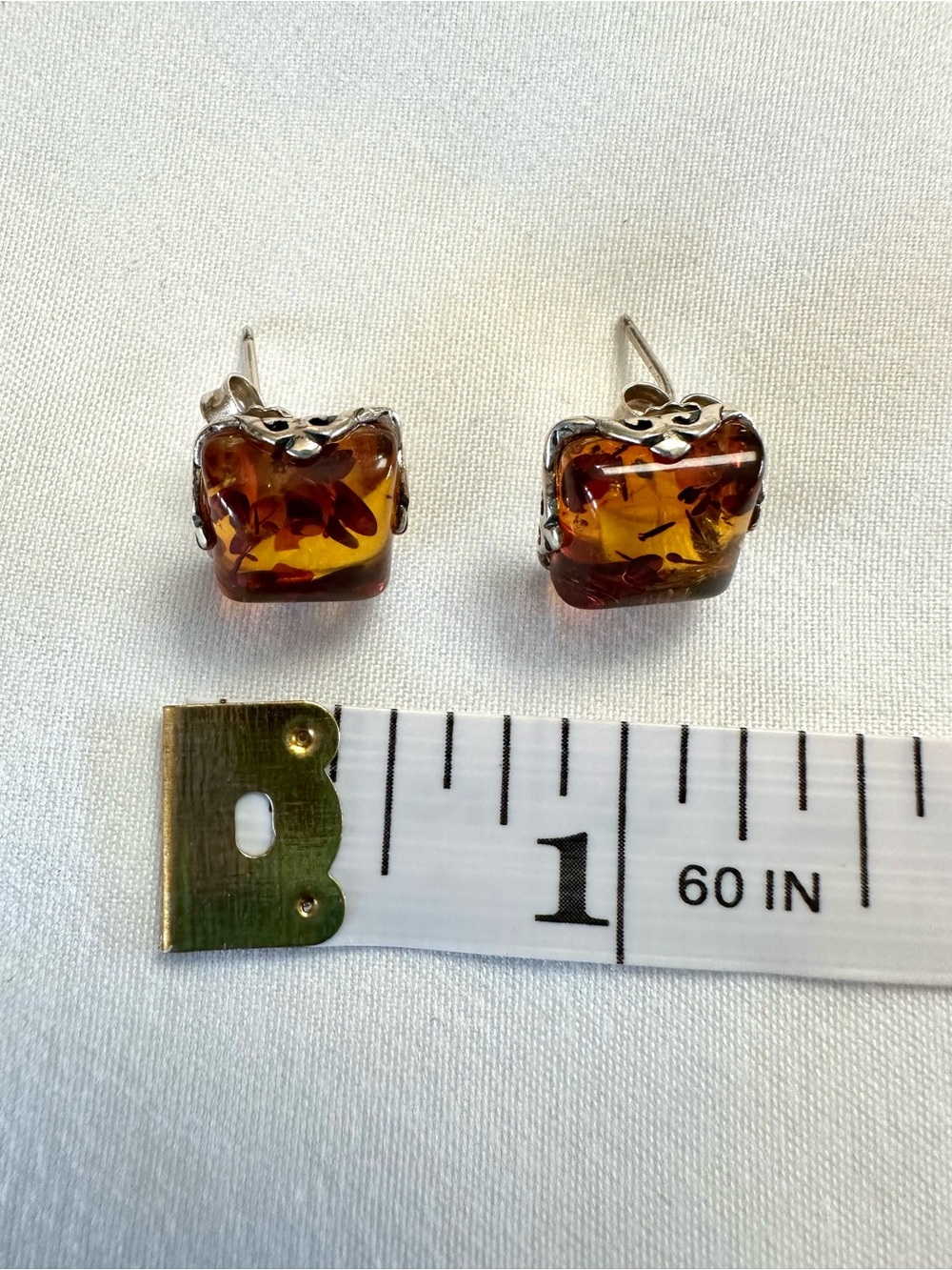 925 Sterling Silver Baltic Amber Cube Stud Earrings Honey Cognac - Picture 6 of 6